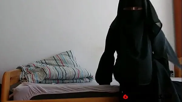 Arab Niqab Solo- Free Amateur Porn Video b4 - 69HDCAMS.US مقاطع الفيديو الخاصة بي كبيرة