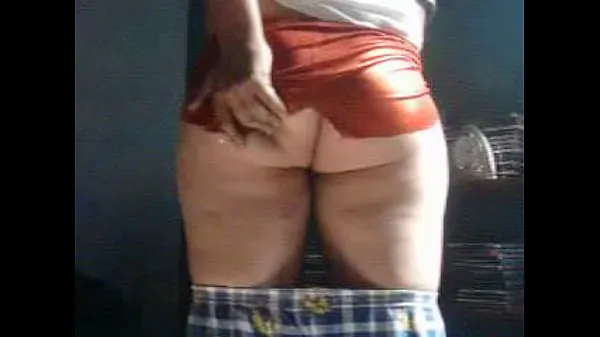 Buttocks with red miniskirt مقاطع الفيديو الخاصة بي كبيرة