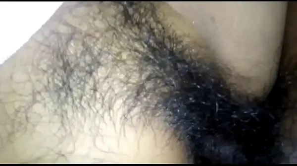 大Fucked and finished in her hairy pussy and she d我的视频