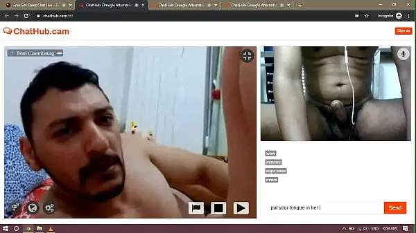 Big Man eats pussy on webcam Video saya