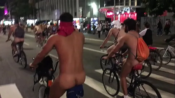 World Naked Bike Ride - Brazil مقاطع الفيديو الخاصة بي كبيرة