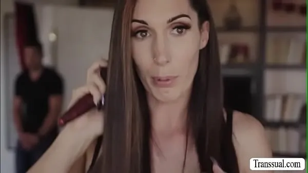 Besar Stepson bangs the ass of her trans stepmom Video saya